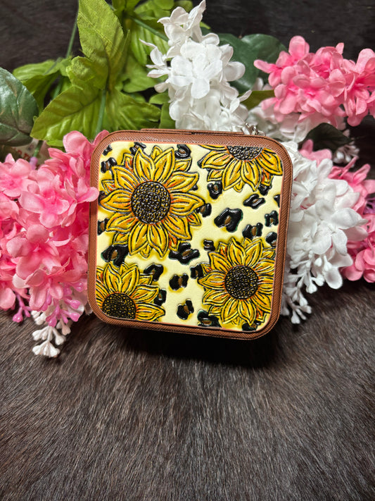 Small Western Tooled Square Leather Jewelry Box